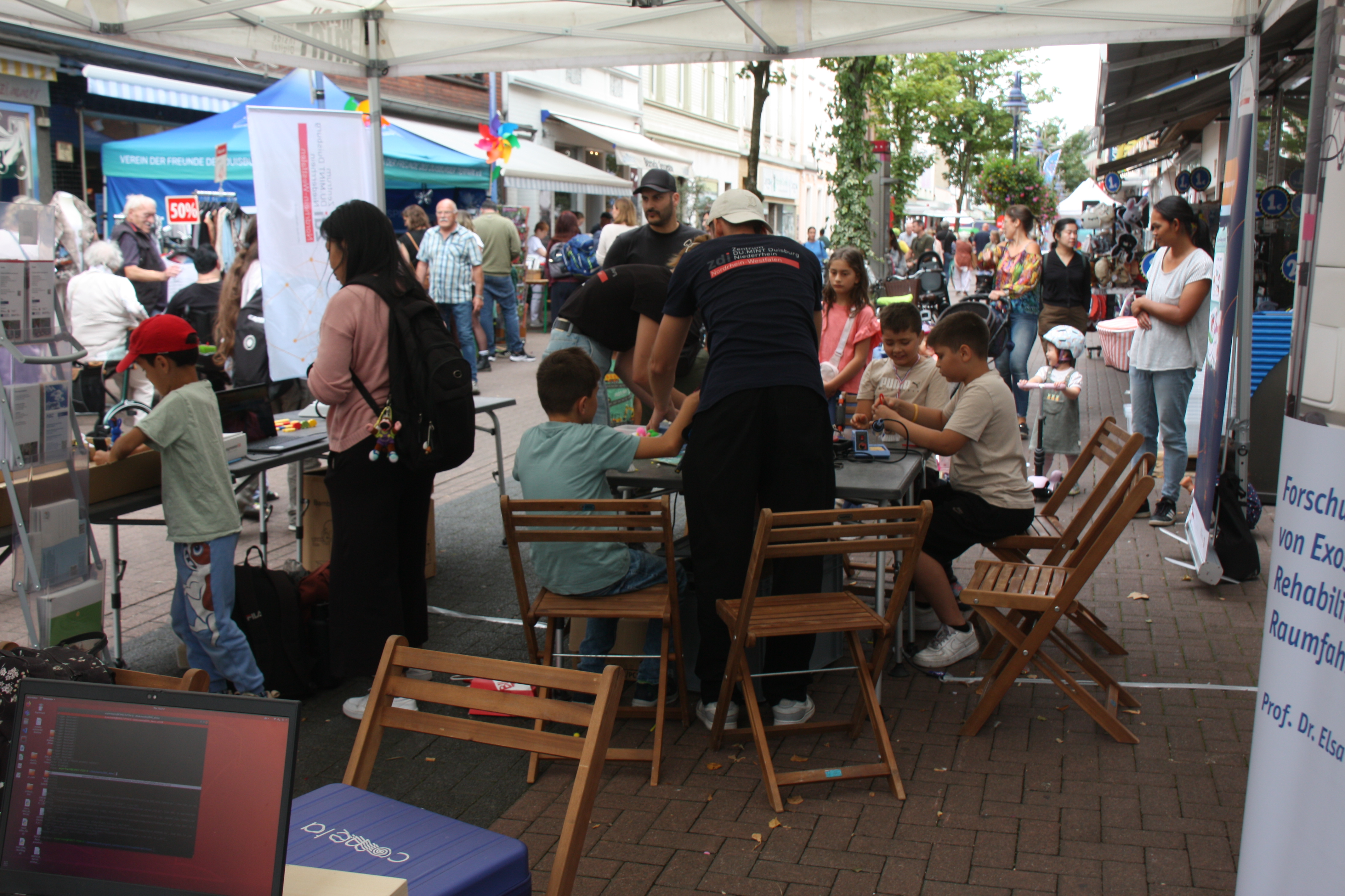 Tag der Oststra&szlig;e